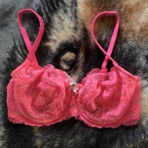 Bright neon pink vs unlined Demi!